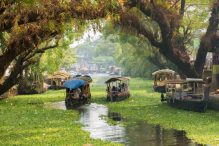 Kerala Backwaters: Exploring India’s Serene Waterways